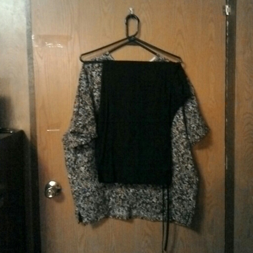 Scrub set